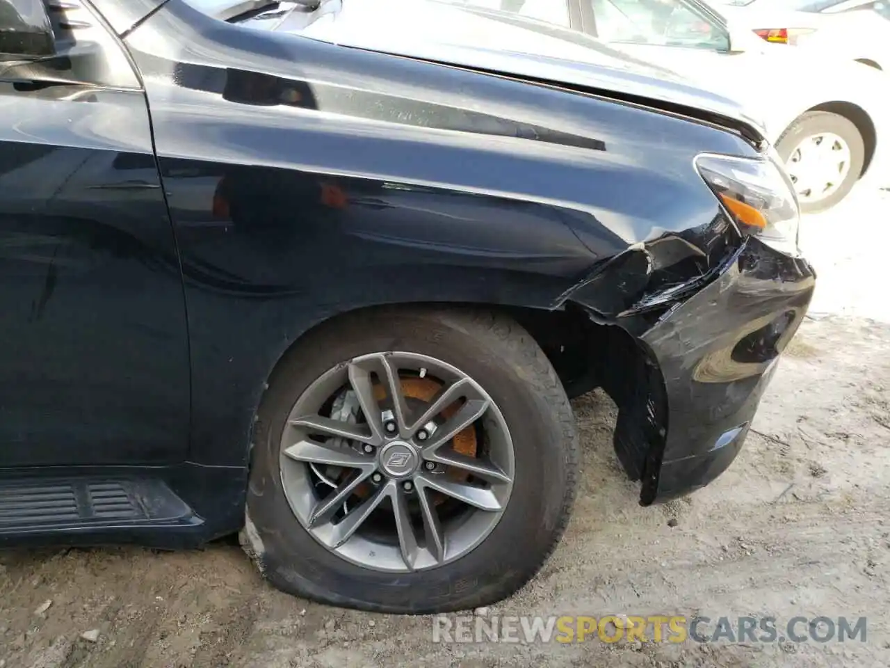 9 Photograph of a damaged car JTJAM7BX5L5241777 LEXUS GX 2020