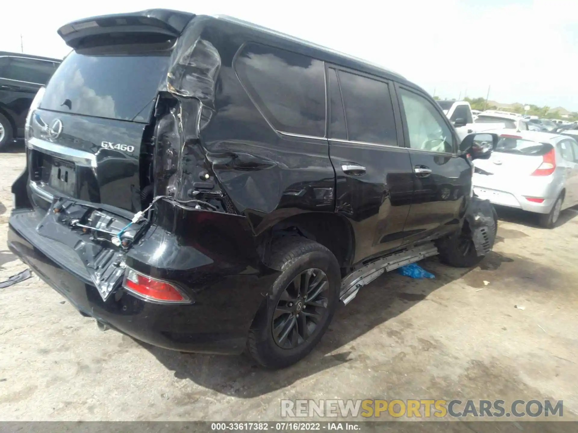 4 Photograph of a damaged car JTJAM7BX6L5267112 LEXUS GX 2020