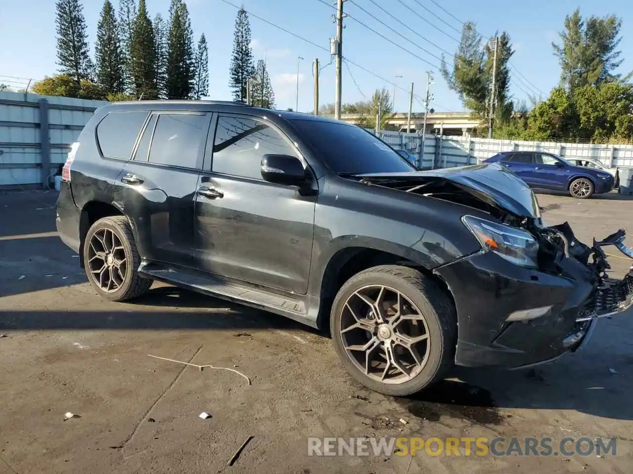 4 Photograph of a damaged car JTJAM7BX7L5253428 LEXUS GX 2020