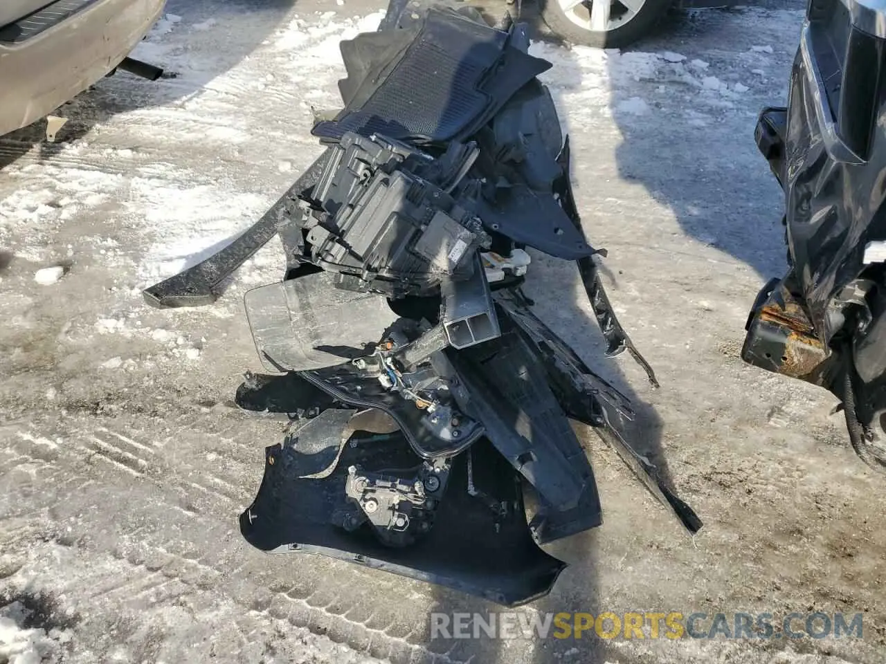 13 Photograph of a damaged car JTJAM7BX7L5260346 LEXUS GX 2020
