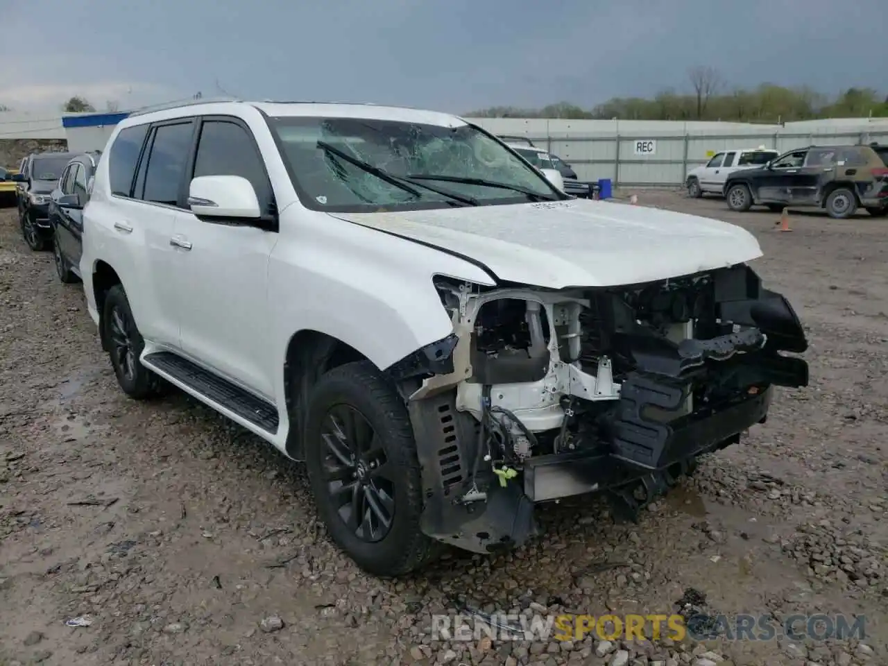 1 Photograph of a damaged car JTJAM7BX8L5240798 LEXUS GX 2020