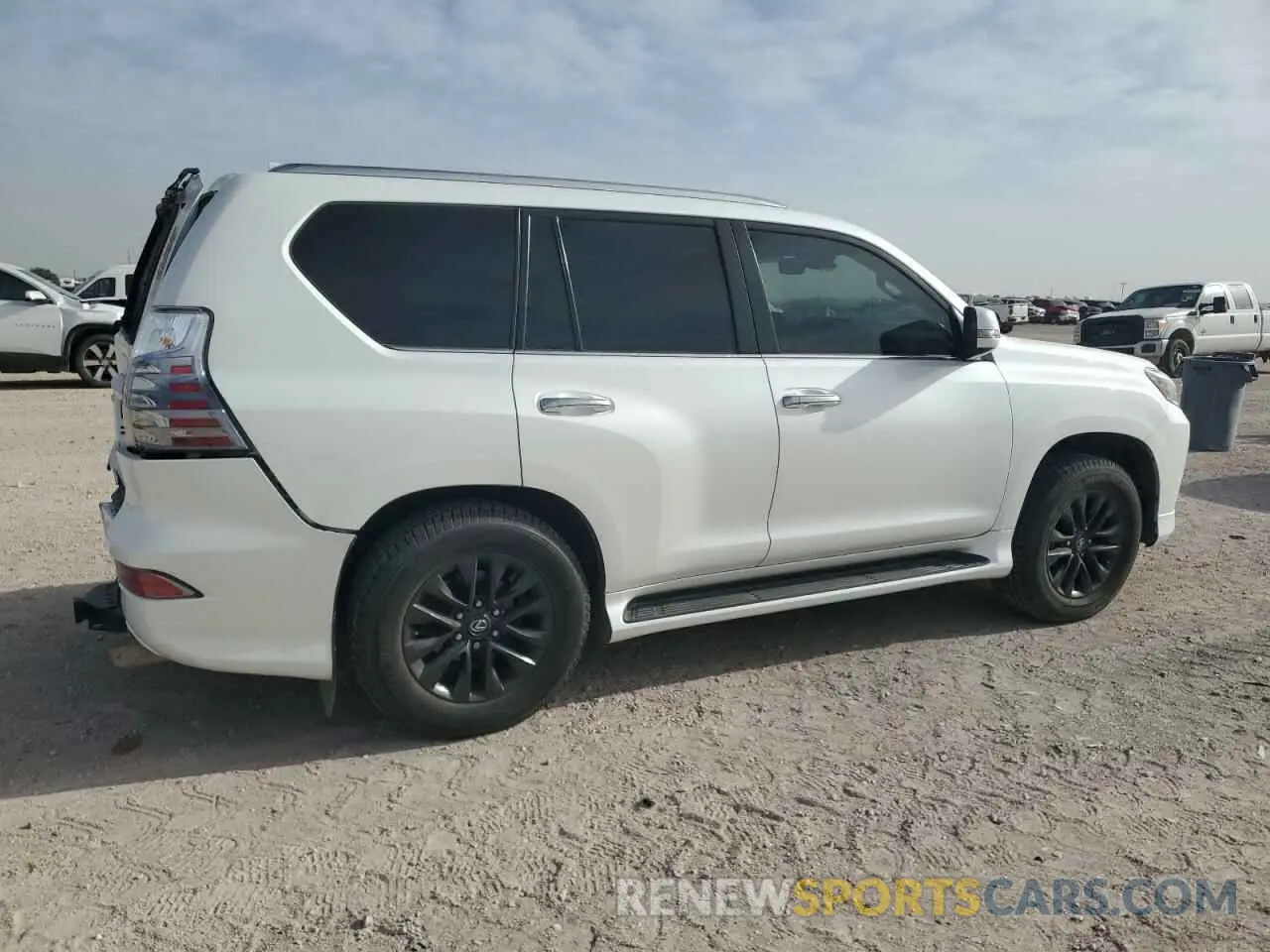 3 Photograph of a damaged car JTJAM7BX8L5265393 LEXUS GX 2020