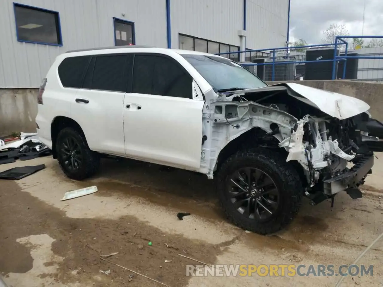 4 Photograph of a damaged car JTJAM7BX9L5241278 LEXUS GX 2020
