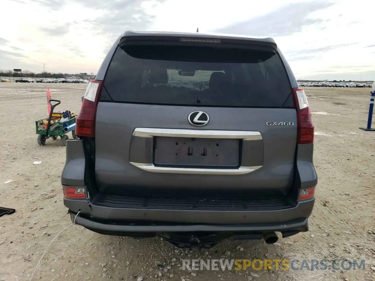 6 Photograph of a damaged car JTJGM7BX2L5248129 LEXUS GX 2020