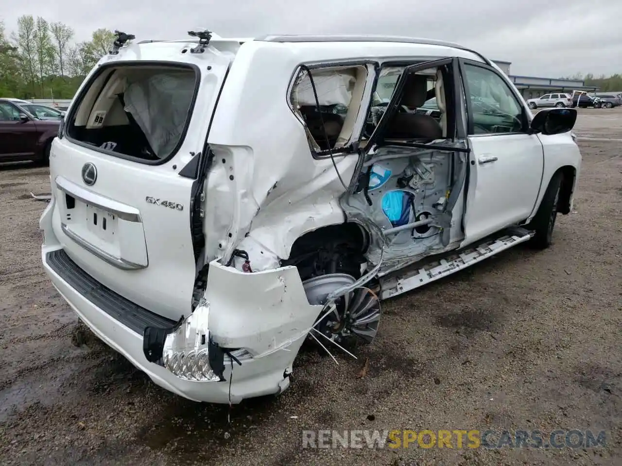 4 Photograph of a damaged car JTJGM7BX6L5252118 LEXUS GX 2020