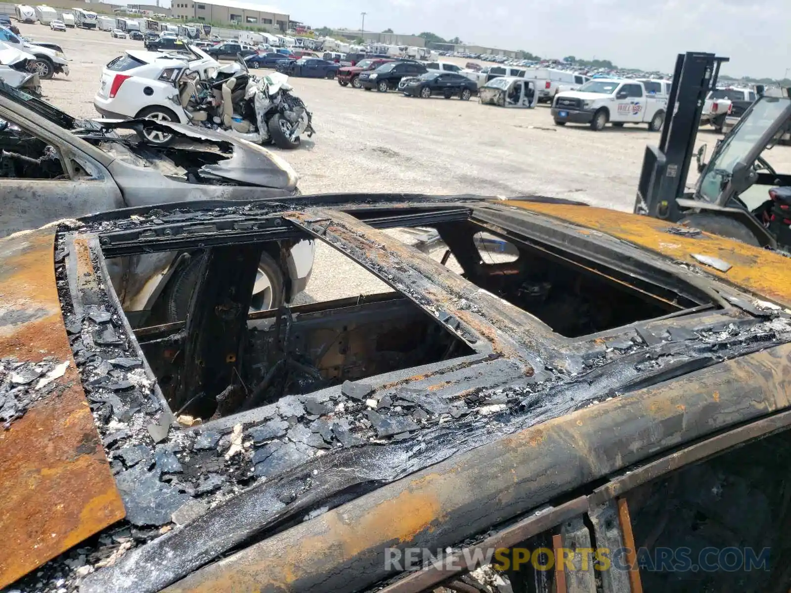 9 Photograph of a damaged car JTJAM7BX2M5292316 LEXUS GX 2021