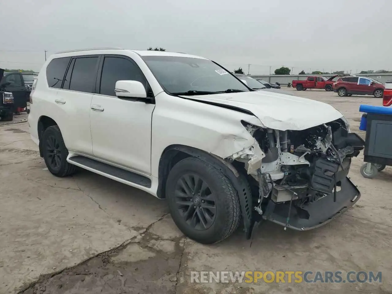 4 Photograph of a damaged car JTJAM7BX2M5300558 LEXUS GX 2021