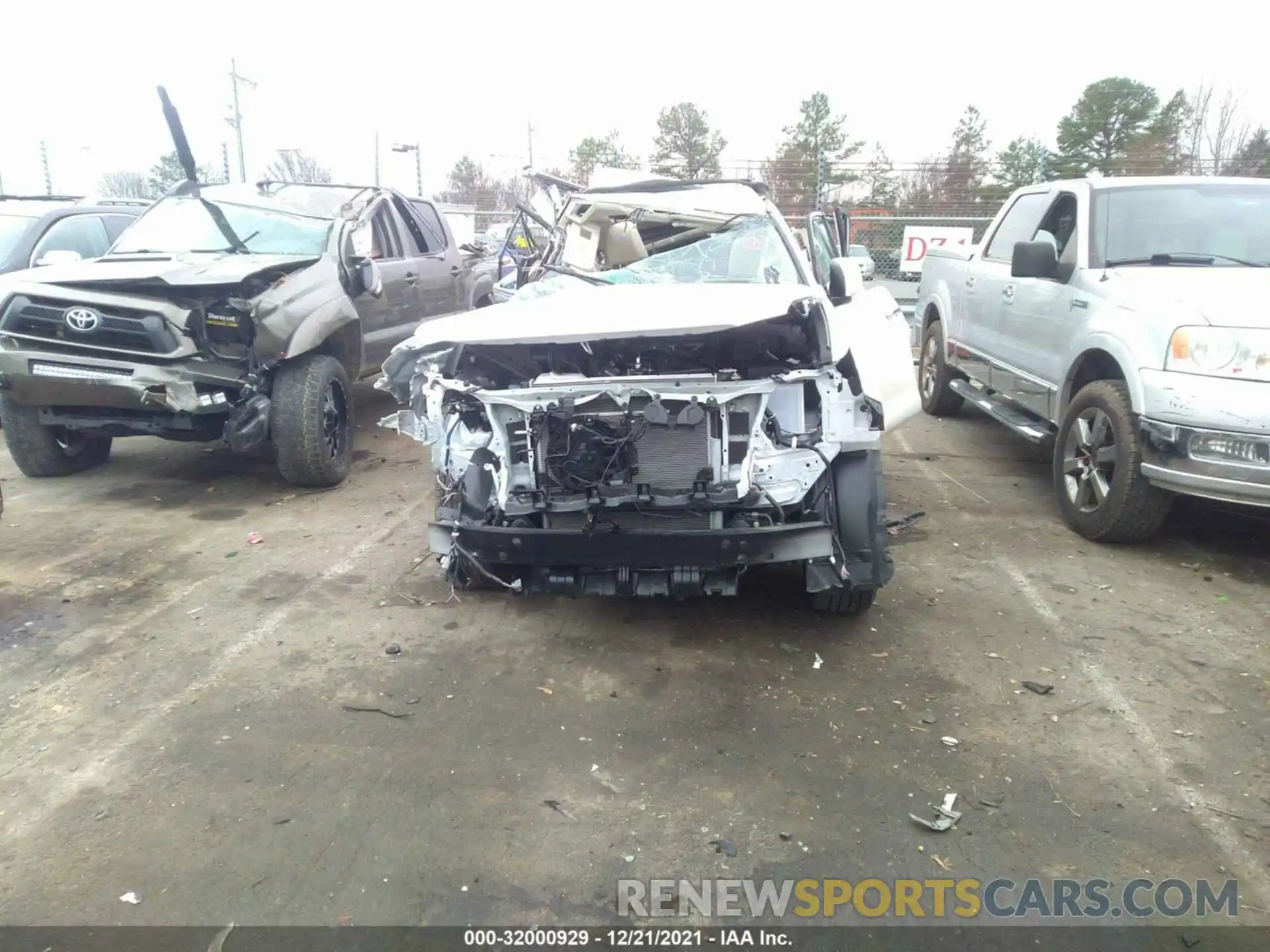 6 Photograph of a damaged car JTJAM7BX2M5303167 LEXUS GX 2021