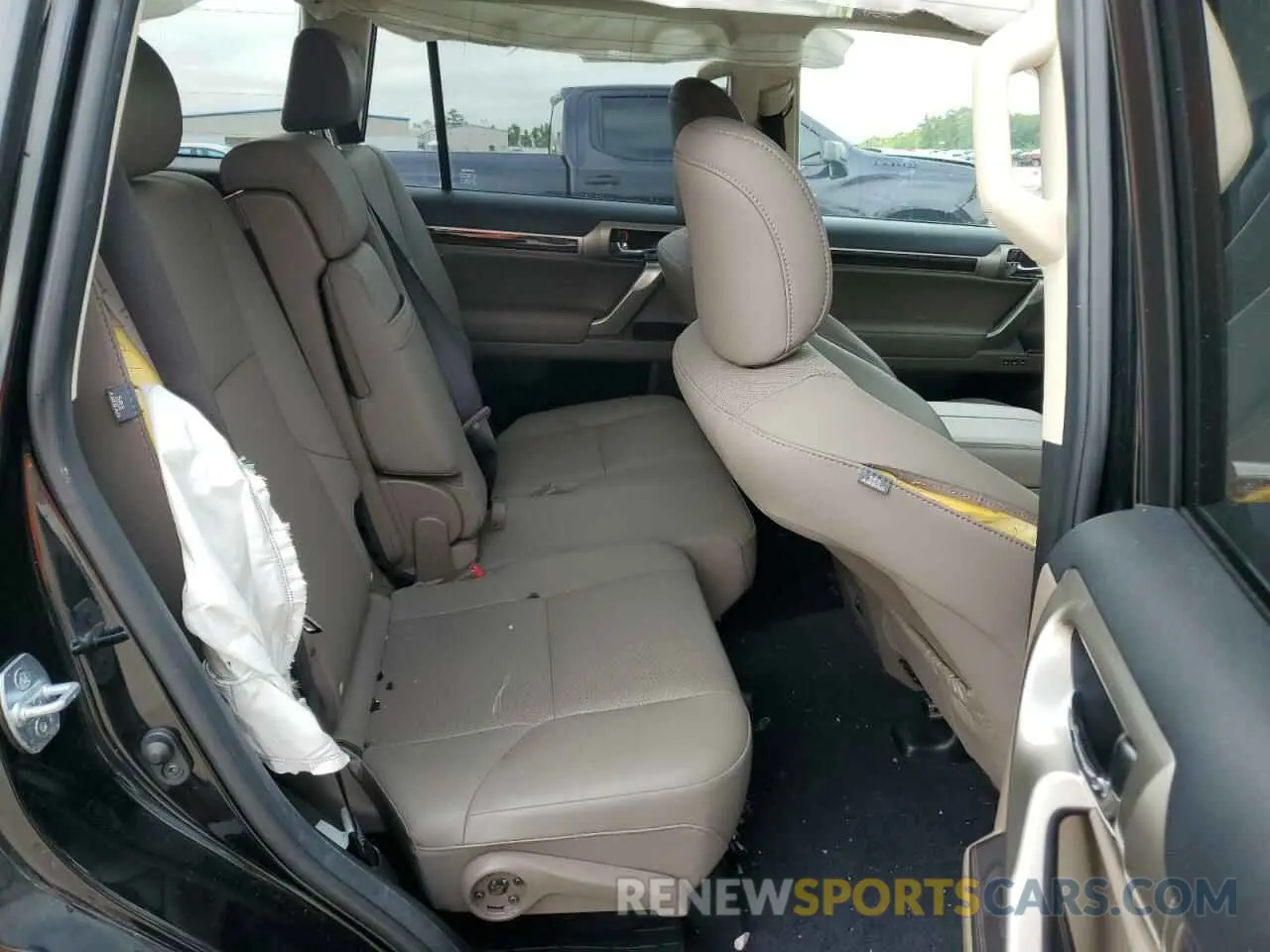 11 Photograph of a damaged car JTJAM7BX7M5278069 LEXUS GX 2021
