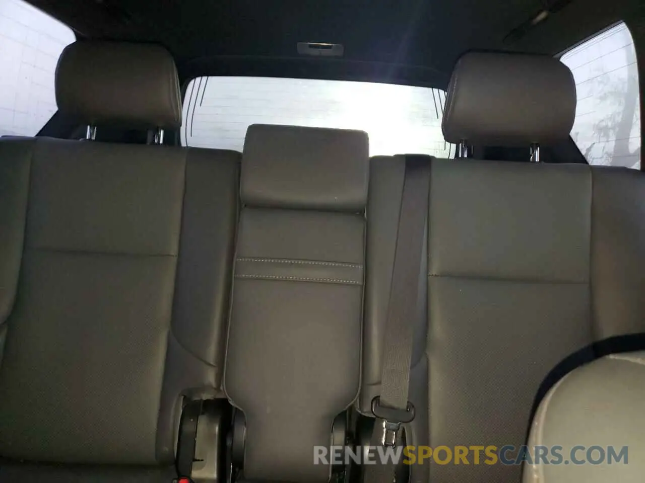 10 Photograph of a damaged car JTJAM7BX7M5278198 LEXUS GX 2021