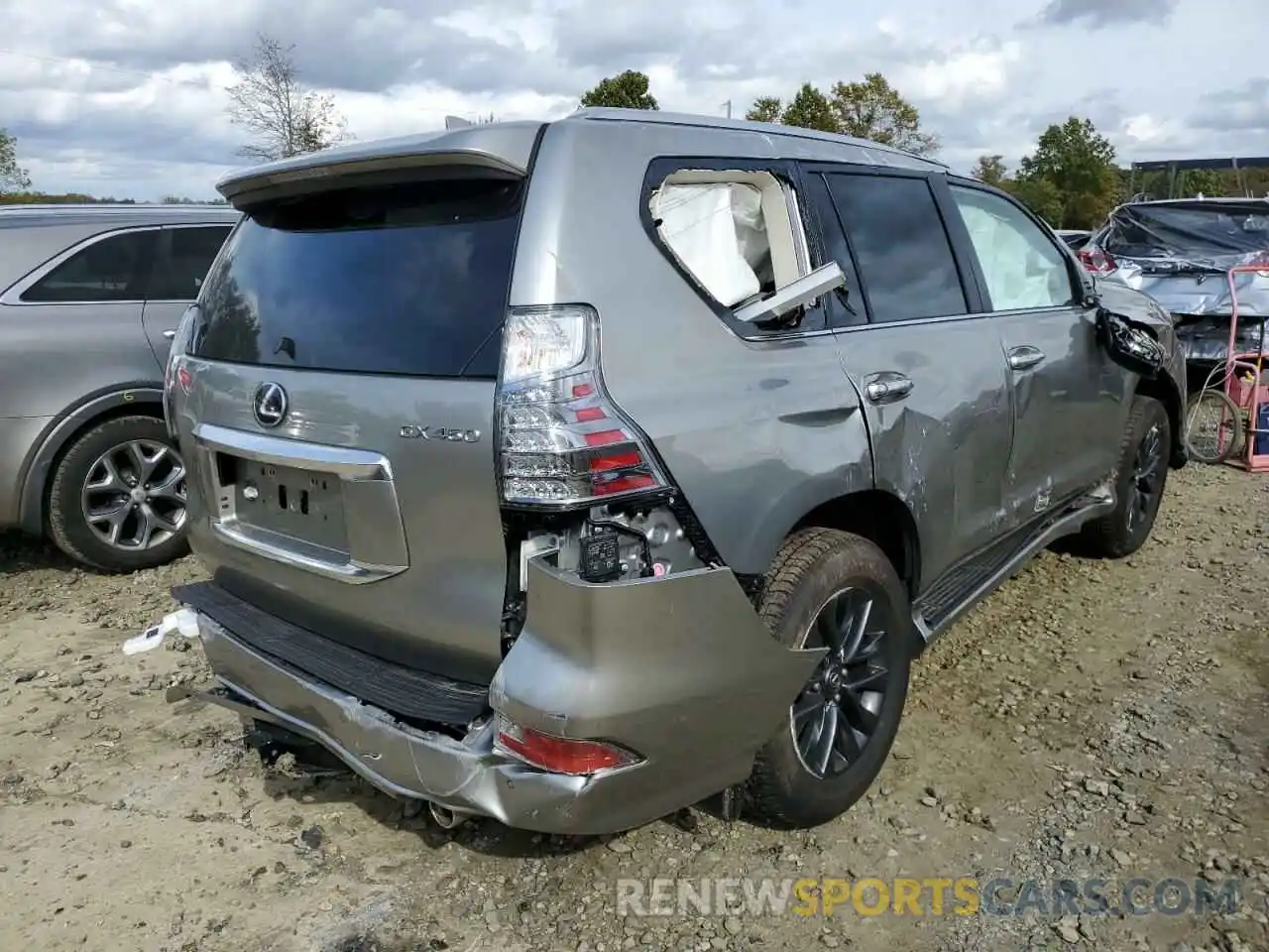 4 Photograph of a damaged car JTJAM7BX7M5302497 LEXUS GX 2021