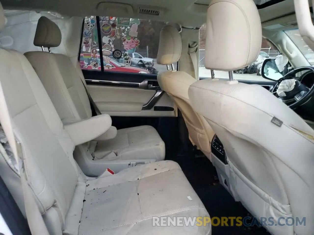 11 Photograph of a damaged car JTJAM7BX0N5336511 LEXUS GX 2022