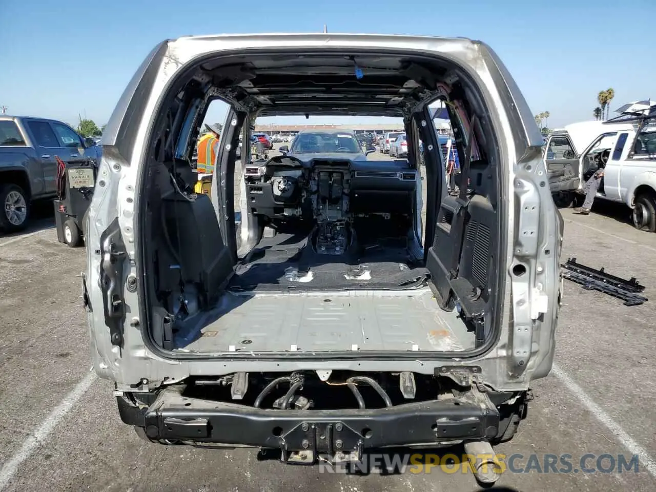 6 Photograph of a damaged car JTJAM7BX3N5322442 LEXUS GX 2022