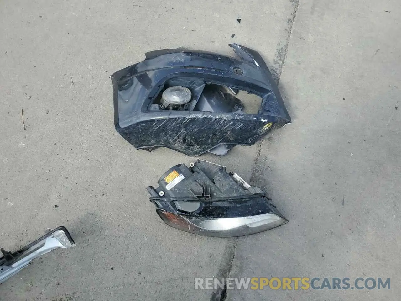 13 Photograph of a damaged car JTJAM7BX3N5331710 LEXUS GX 2022