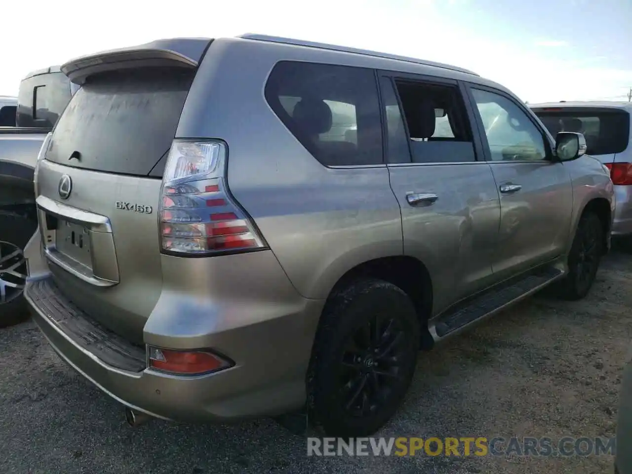 4 Photograph of a damaged car JTJAM7BX4N5309022 LEXUS GX 2022