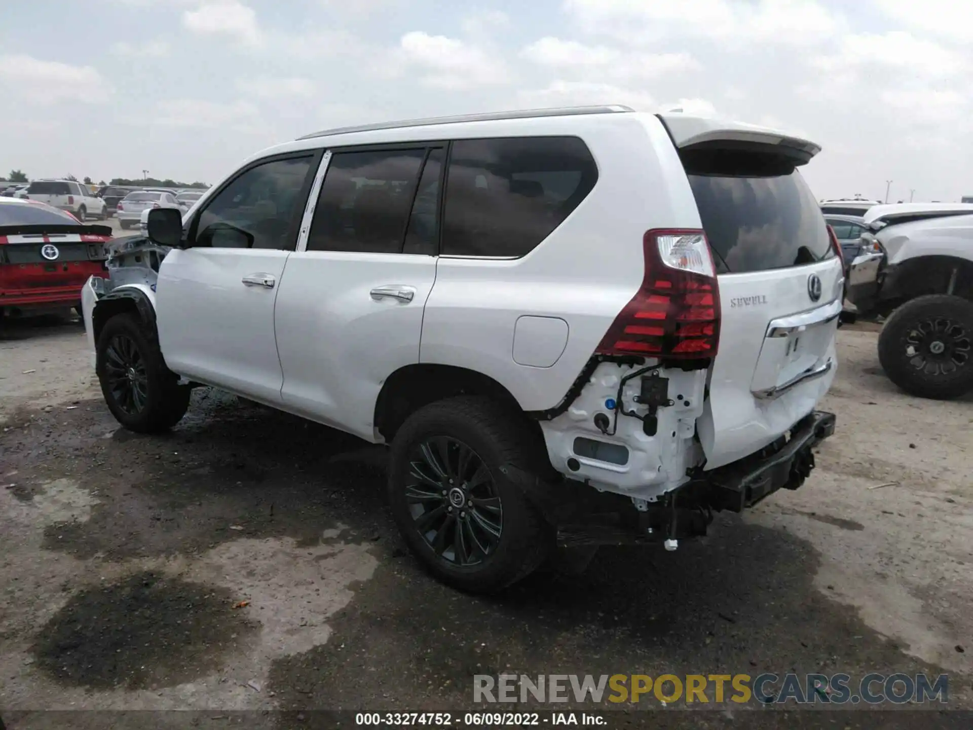 3 Photograph of a damaged car JTJAM7BX6N5315419 LEXUS GX 2022