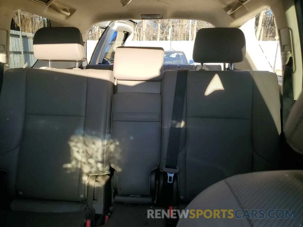 10 Photograph of a damaged car JTJAM7BX9N5326947 LEXUS GX 2022