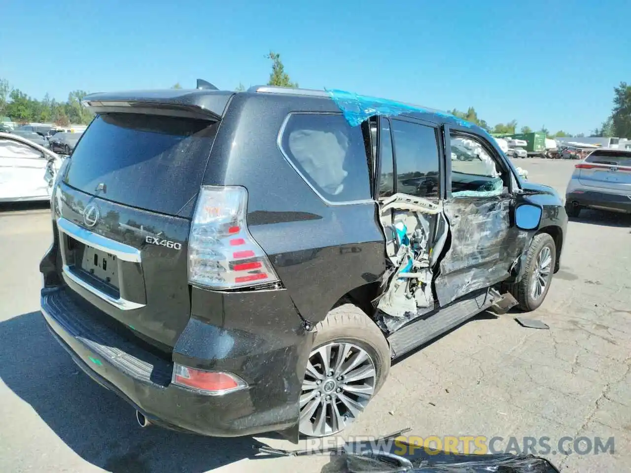 4 Photograph of a damaged car JTJGM7BX1N5307528 LEXUS GX 2022