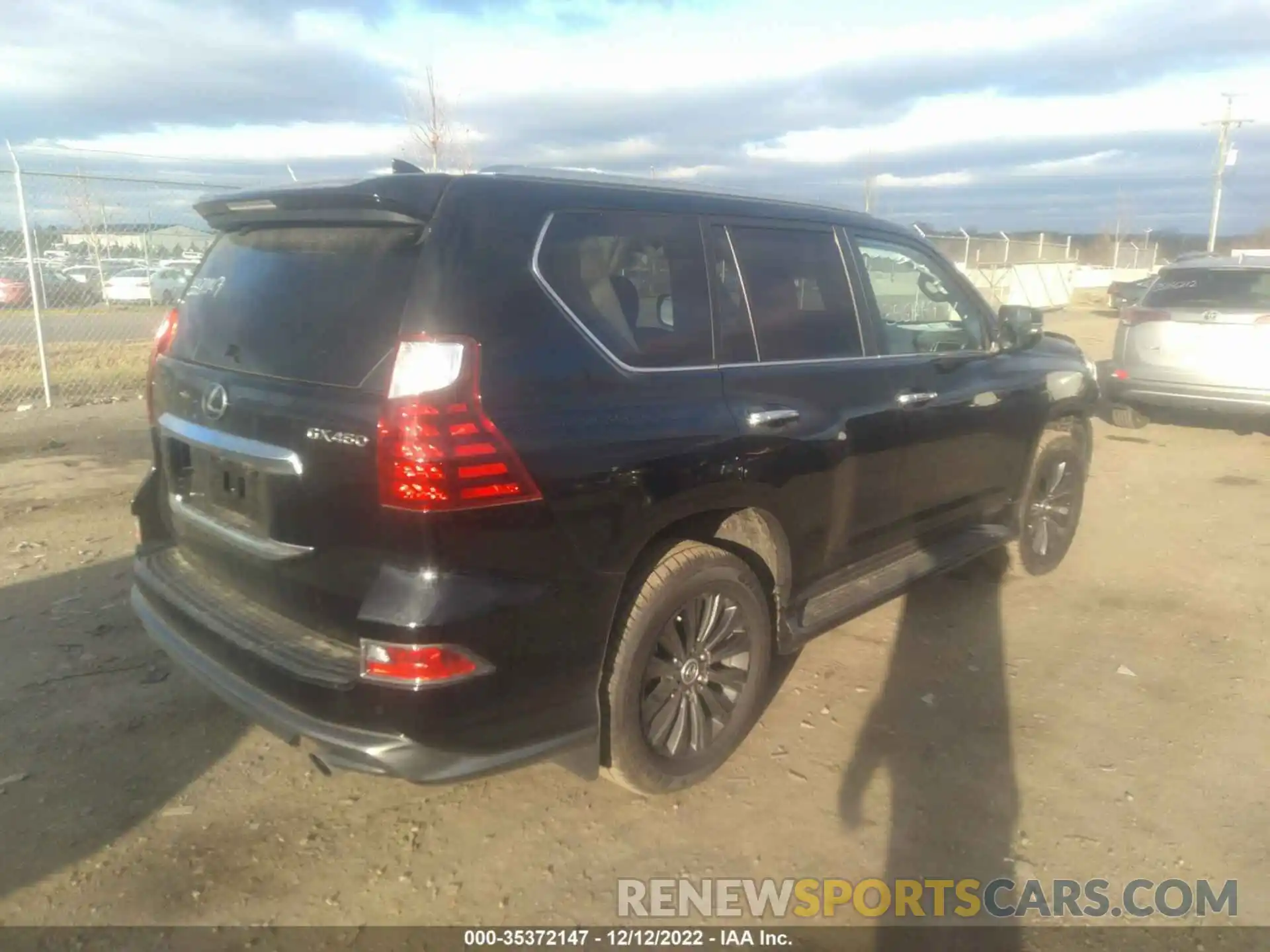 4 Photograph of a damaged car JTJGM7BX1N5321347 LEXUS GX 2022