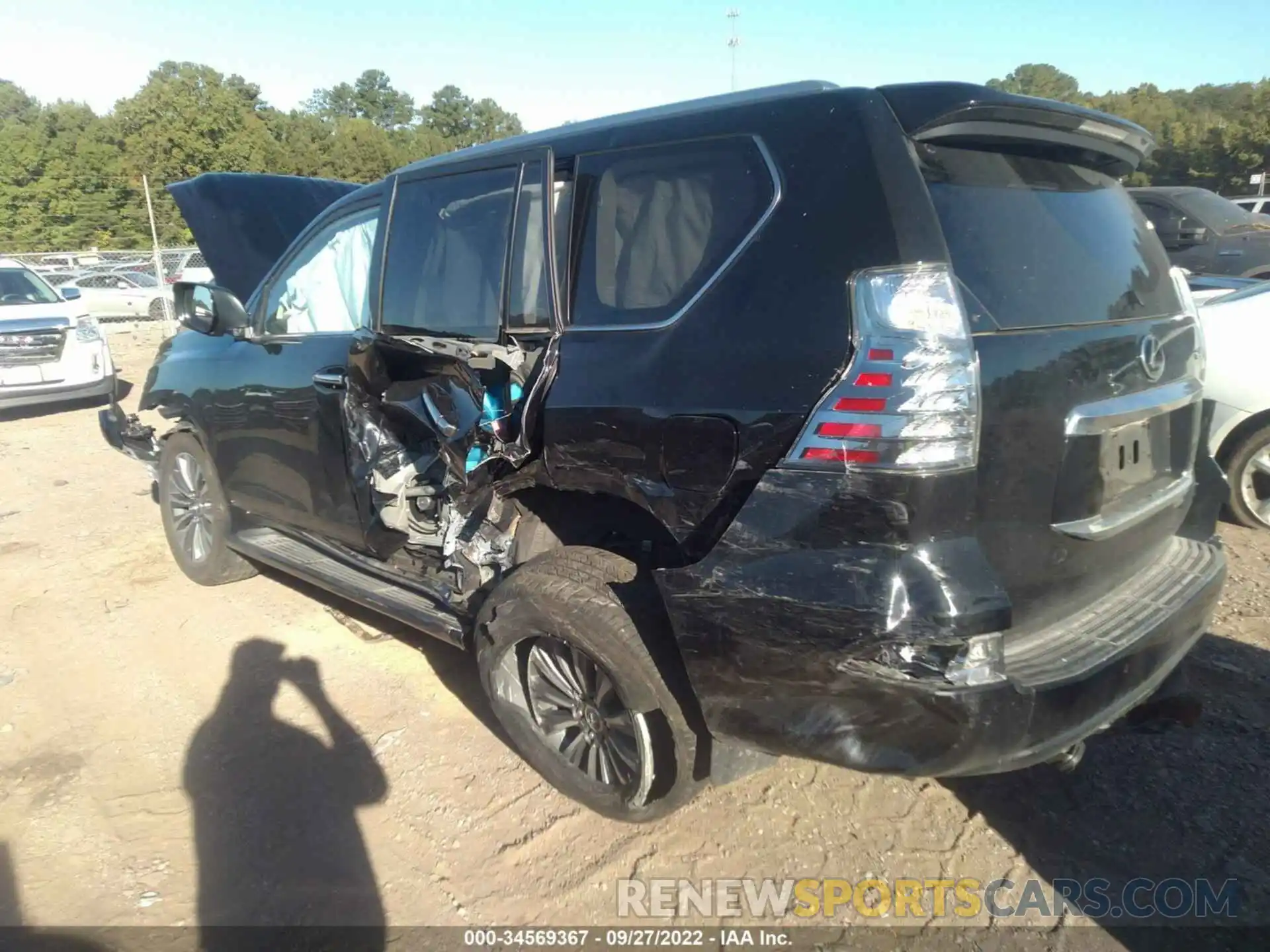 3 Photograph of a damaged car JTJGM7BX3N5321799 LEXUS GX 2022