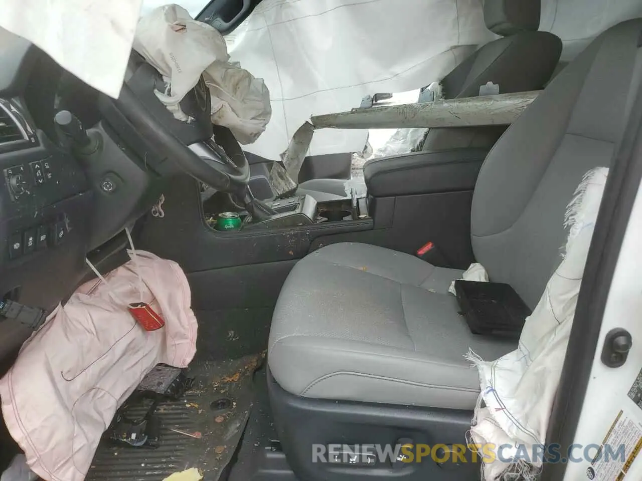 7 Photograph of a damaged car JTJSM7BX2P5344665 LEXUS GX 2023
