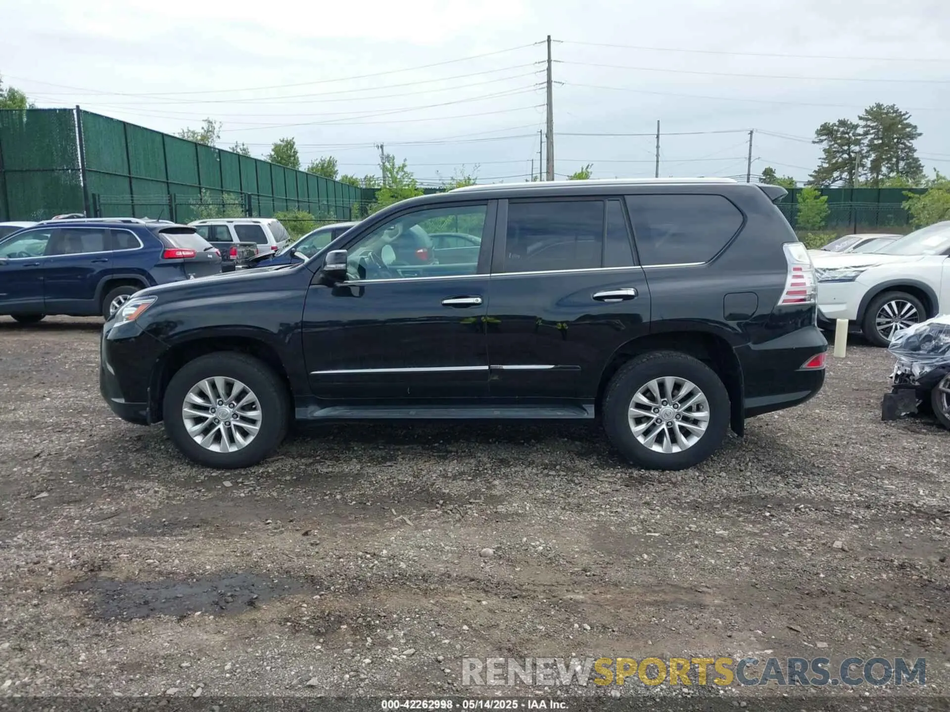 14 Photograph of a damaged car JTJBM7FX1K5225329 LEXUS GX 460 2019