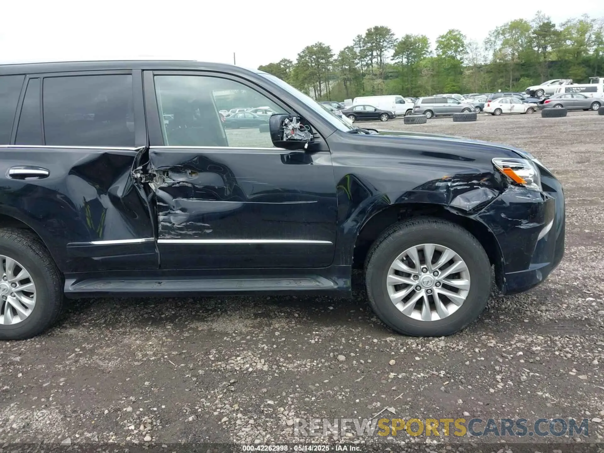 6 Photograph of a damaged car JTJBM7FX1K5225329 LEXUS GX 460 2019