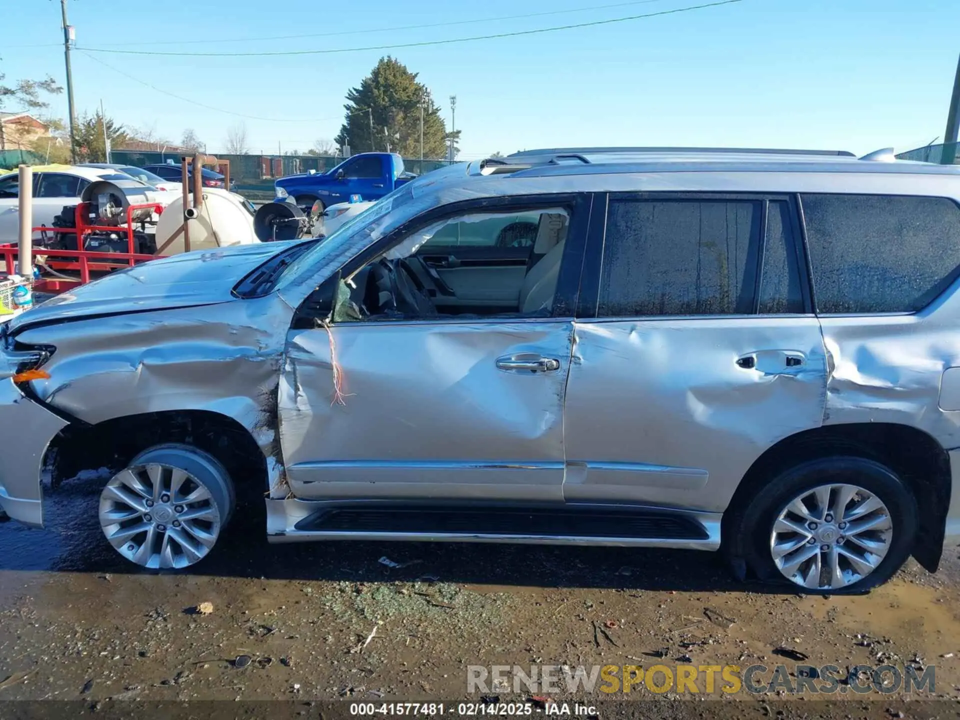 6 Photograph of a damaged car JTJBM7FX5K5211143 LEXUS GX 460 2019