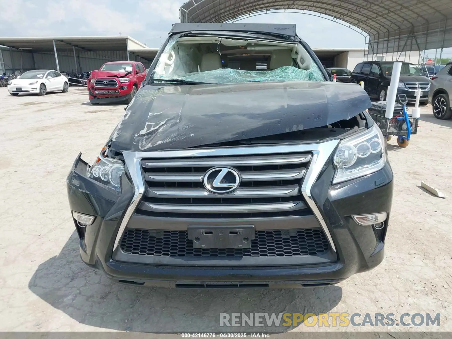 11 Photograph of a damaged car JTJBM7FX6K5223401 LEXUS GX 460 2019