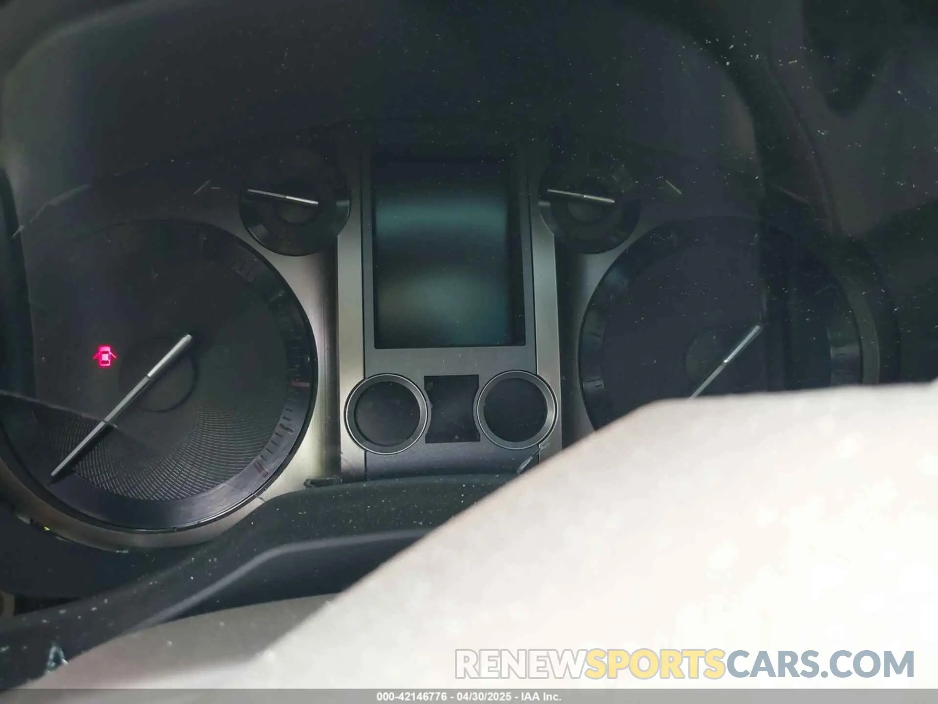 14 Photograph of a damaged car JTJBM7FX6K5223401 LEXUS GX 460 2019