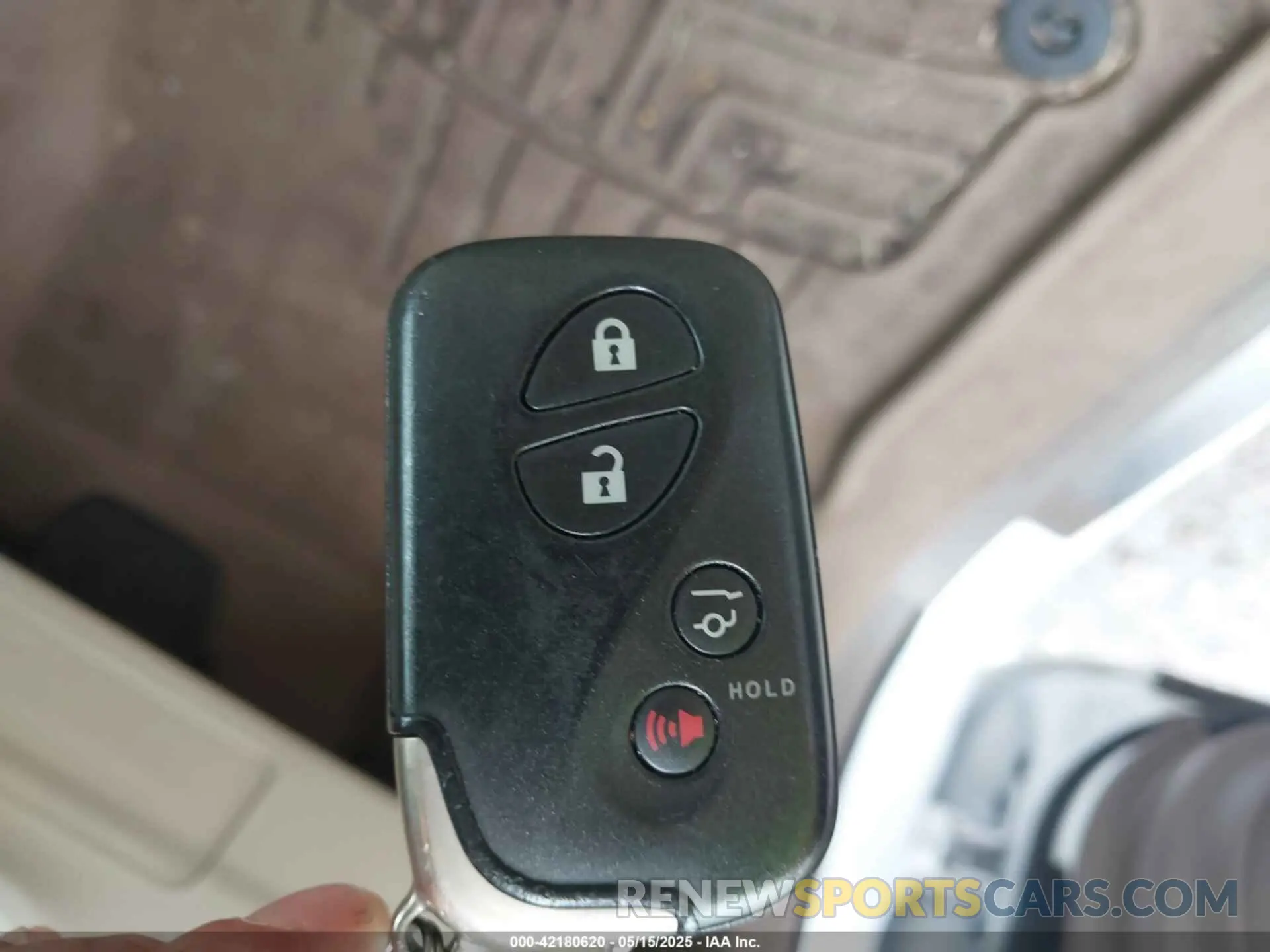 11 Photograph of a damaged car JTJBM7FX8K5233766 LEXUS GX 460 2019