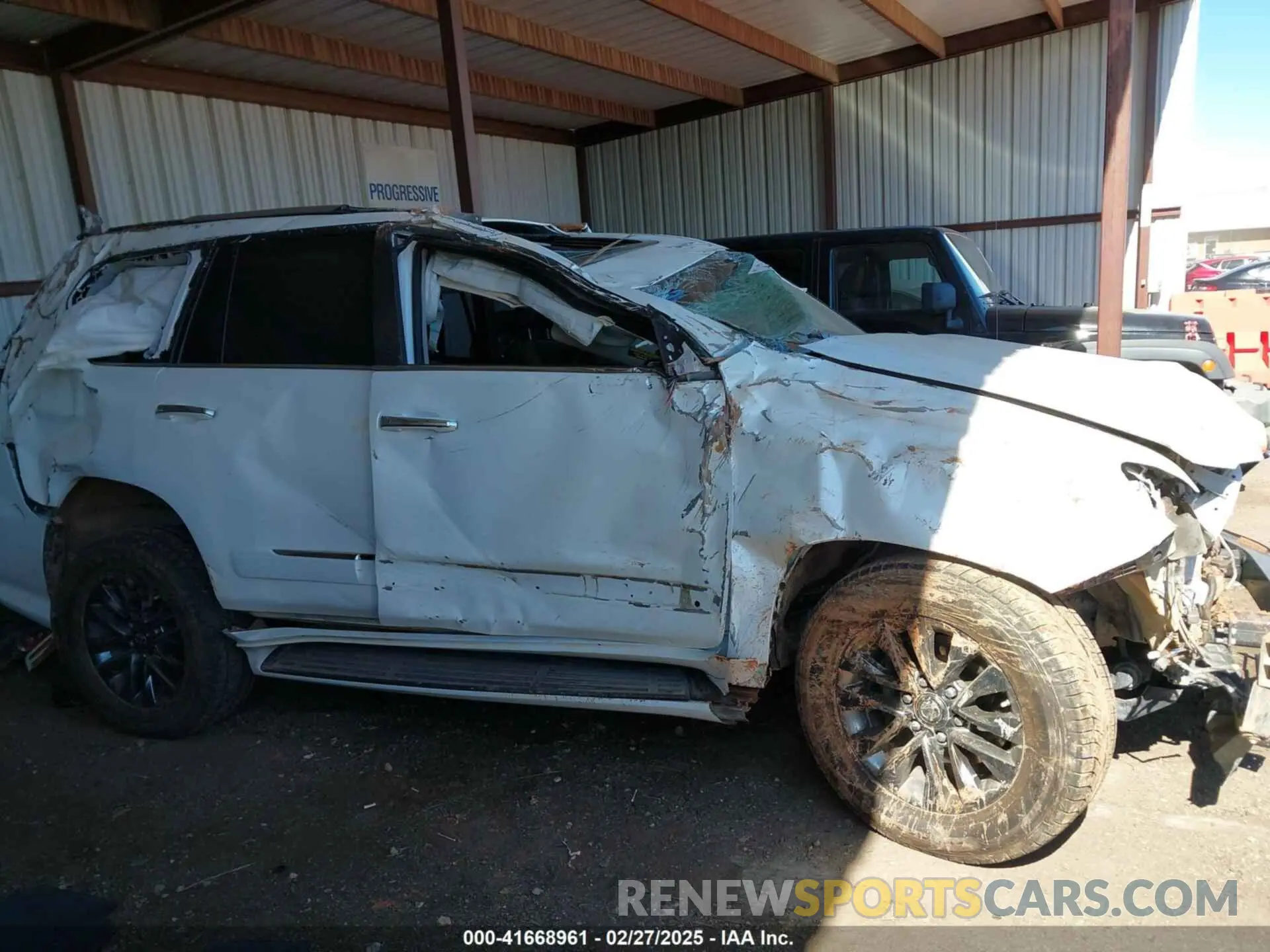 14 Photograph of a damaged car JTJBM7FX8K5235114 LEXUS GX 460 2019