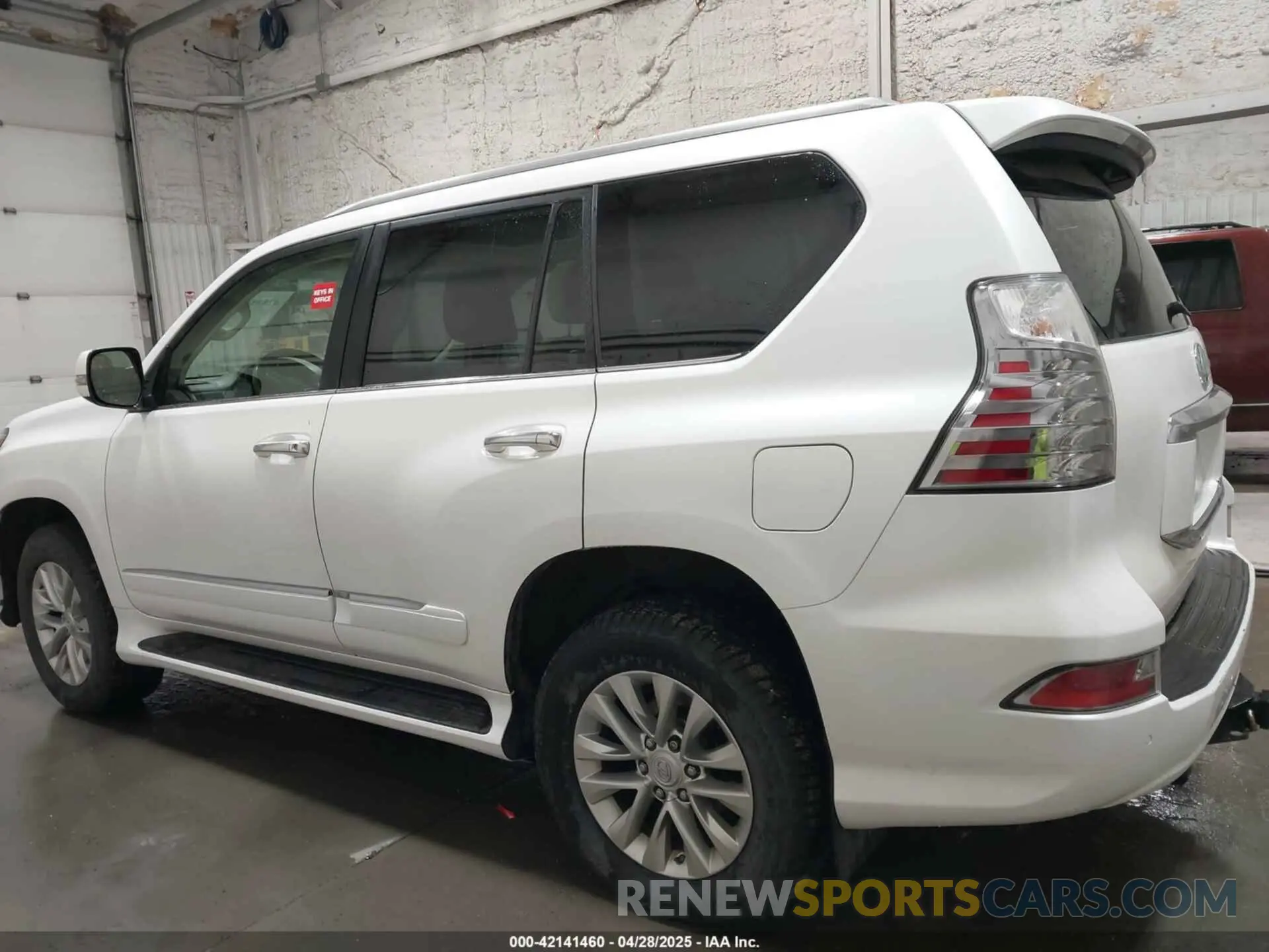 15 Photograph of a damaged car JTJBM7FX9K5212635 LEXUS GX 460 2019