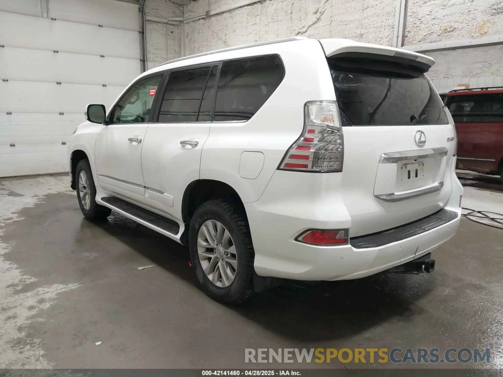 3 Photograph of a damaged car JTJBM7FX9K5212635 LEXUS GX 460 2019