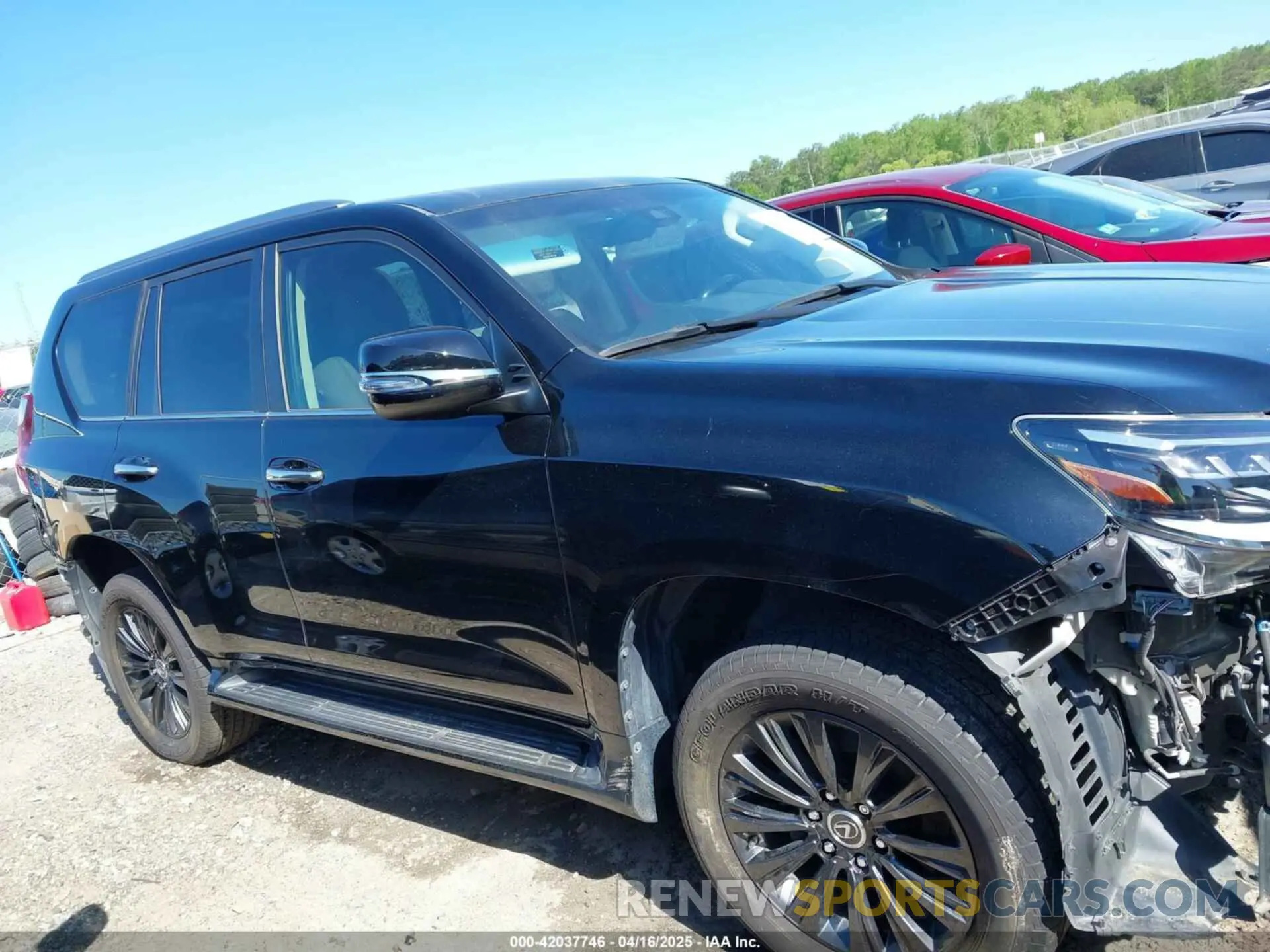14 Photograph of a damaged car JTJAM7BX4L5252978 LEXUS GX 460 2020