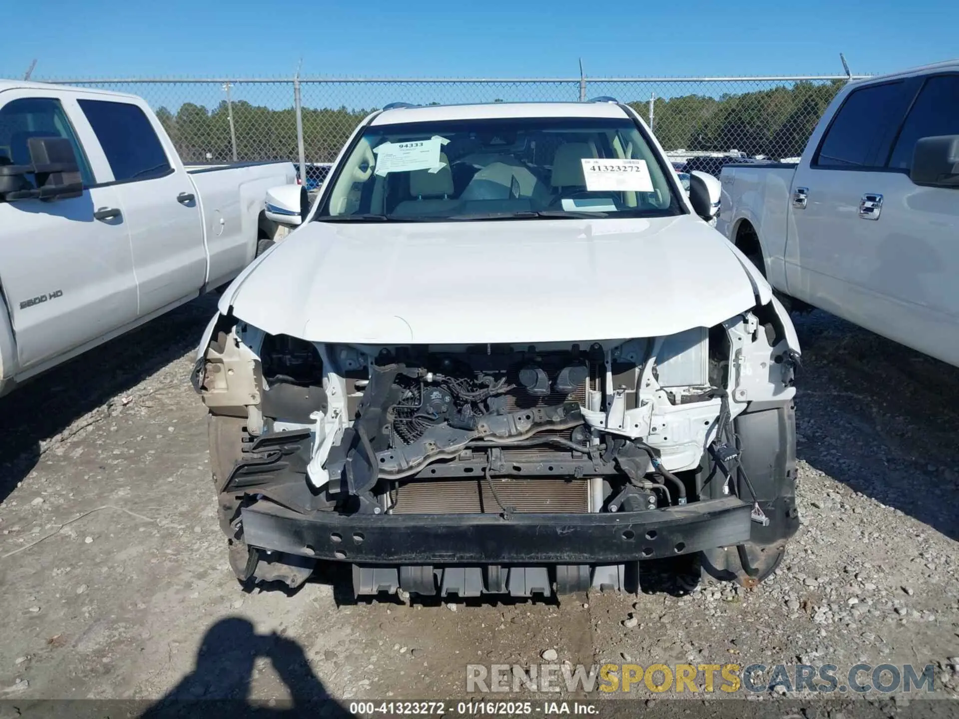 12 Photograph of a damaged car JTJAM7BX4L5263091 LEXUS GX 460 2020