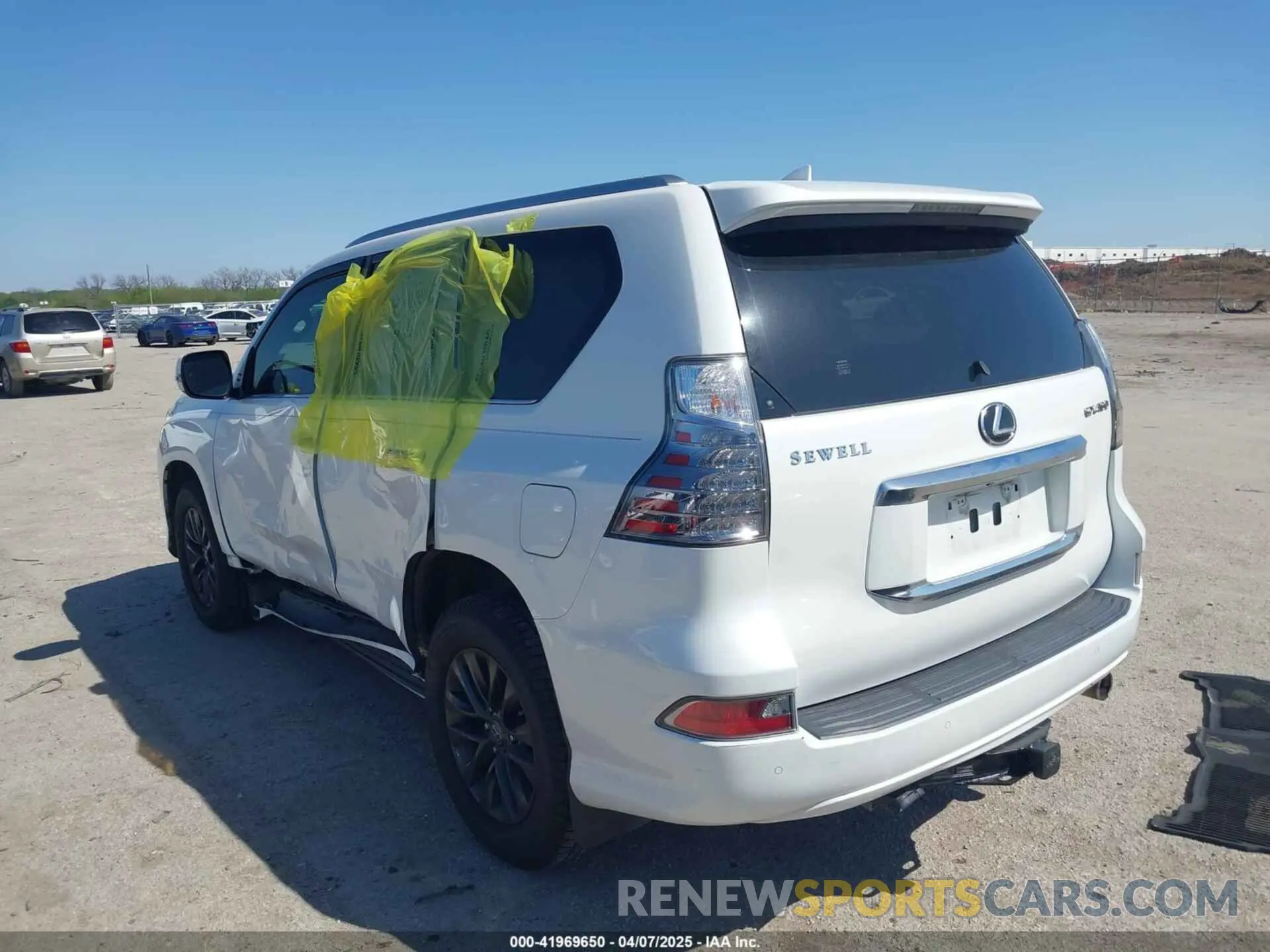 3 Photograph of a damaged car JTJAM7BX4L5263799 LEXUS GX 460 2020