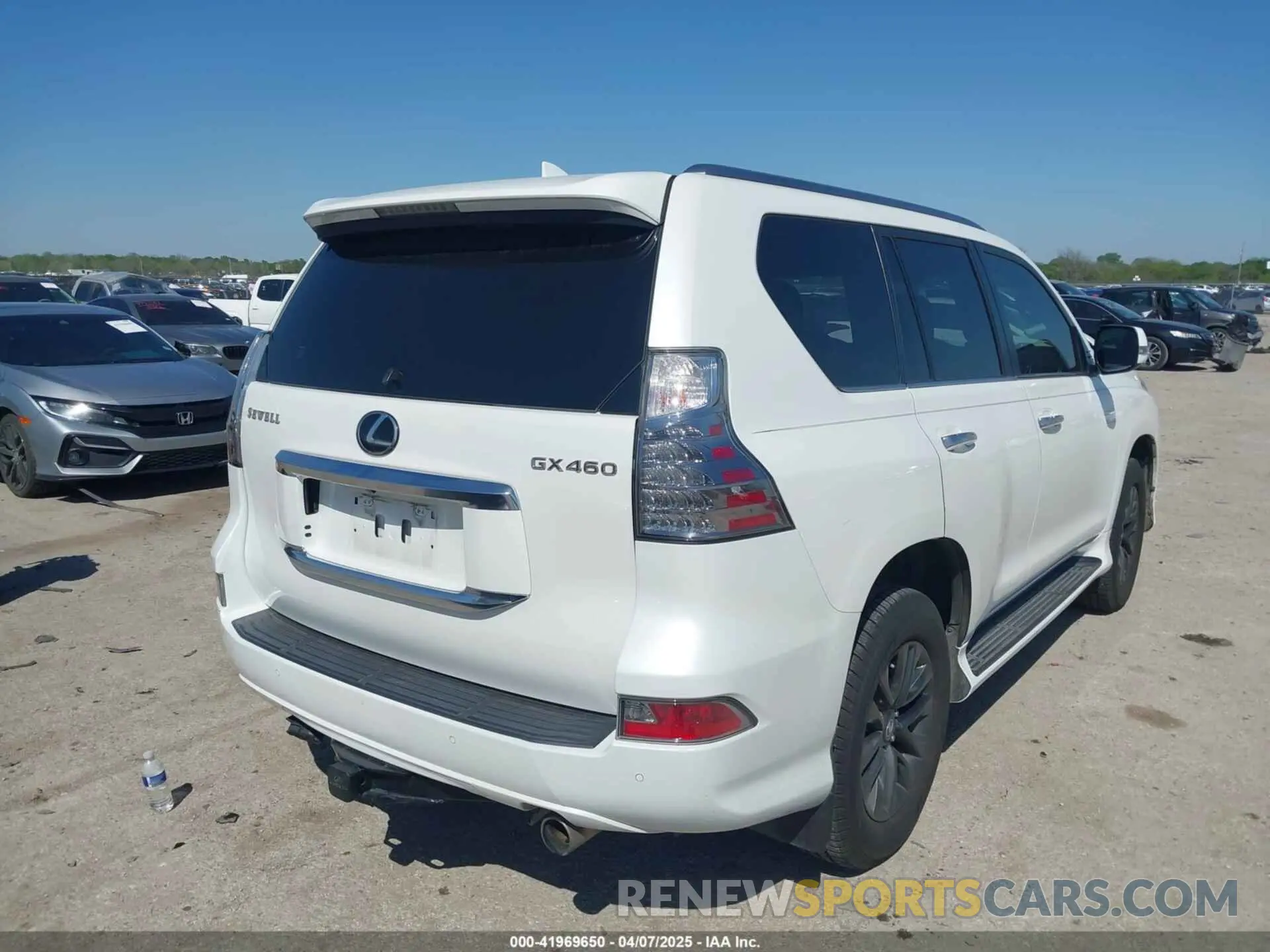 4 Photograph of a damaged car JTJAM7BX4L5263799 LEXUS GX 460 2020