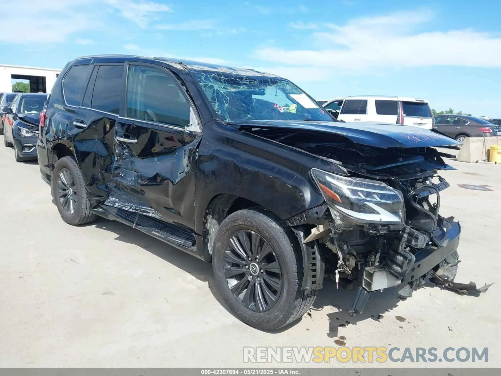 1 Photograph of a damaged car JTJGM7BX9L5263372 LEXUS GX 460 2020