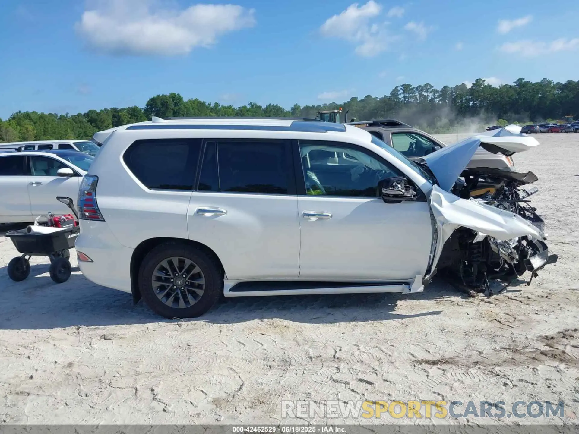 13 Photograph of a damaged car JTJAM7BX0M5302132 LEXUS GX 460 2021