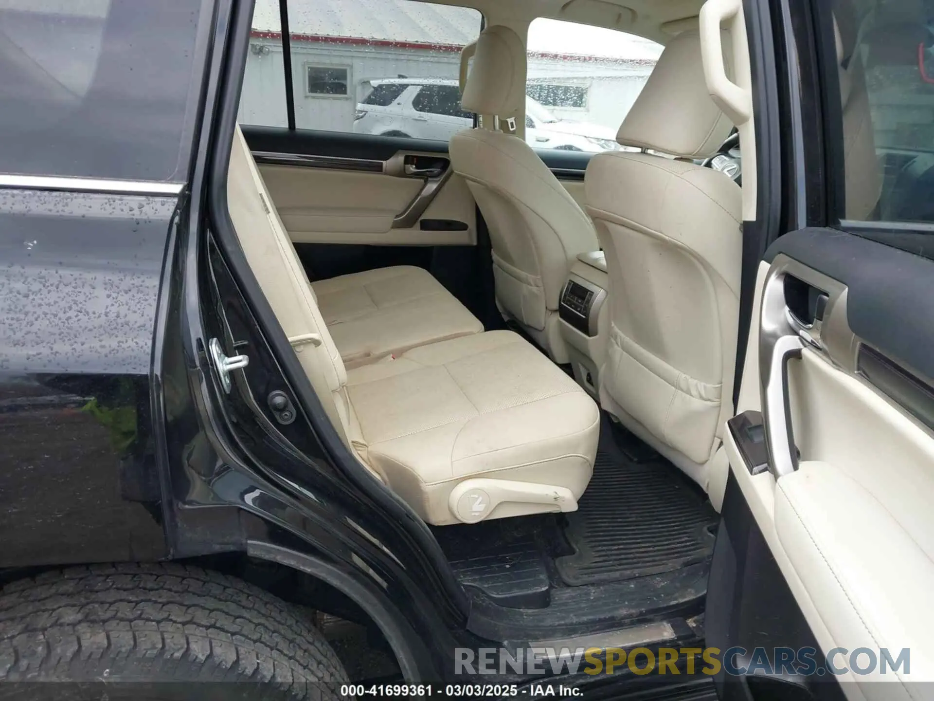 8 Photograph of a damaged car JTJAM7BX2M5301192 LEXUS GX 460 2021