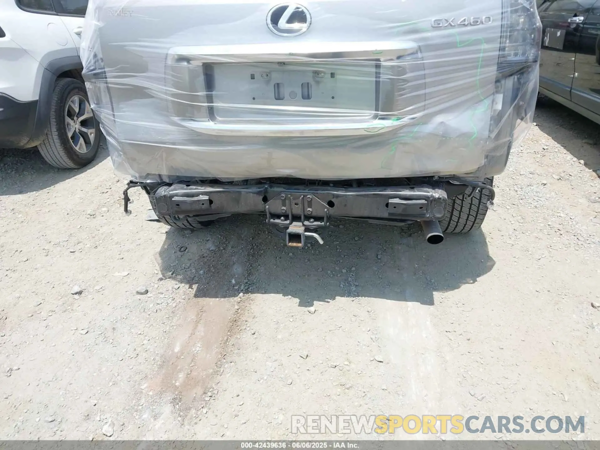 6 Photograph of a damaged car JTJAM7BX7M5298256 LEXUS GX 460 2021