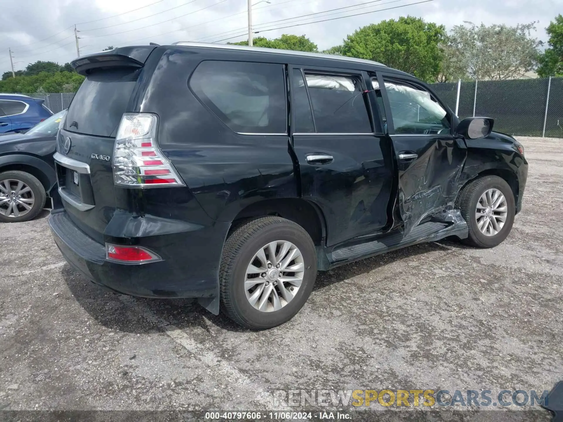 4 Photograph of a damaged car JTJAM7BX8M5277173 LEXUS GX 460 2021