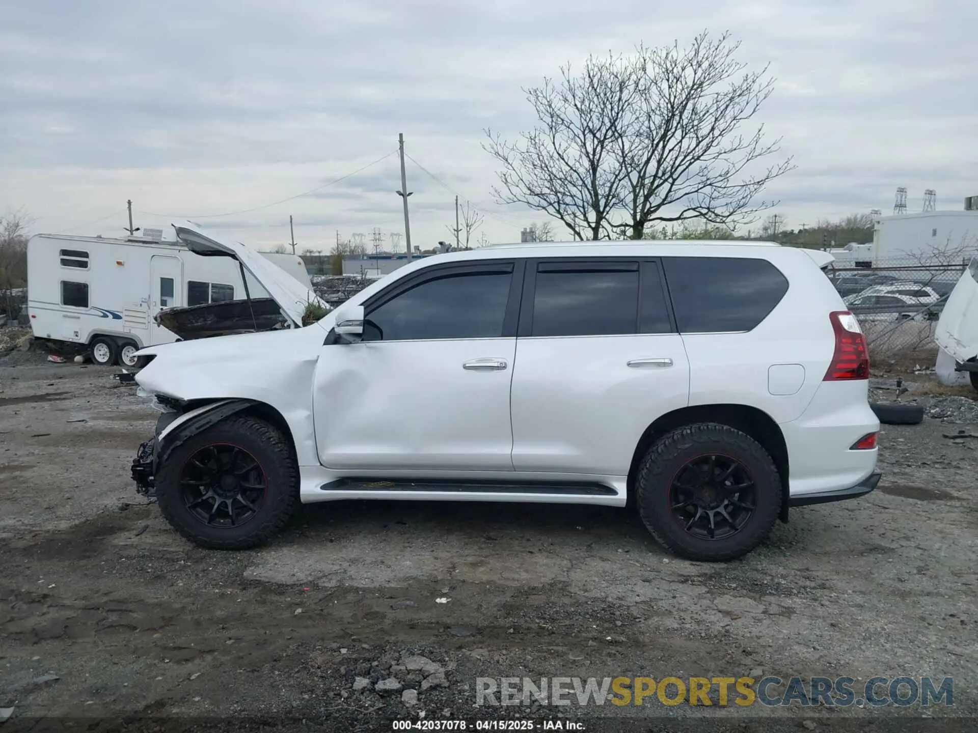 15 Photograph of a damaged car JTJAM7BX8M5289419 LEXUS GX 460 2021
