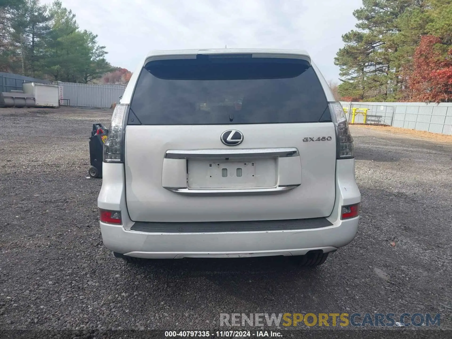 16 Photograph of a damaged car JTJBM7BX1M5284034 LEXUS GX 460 2021