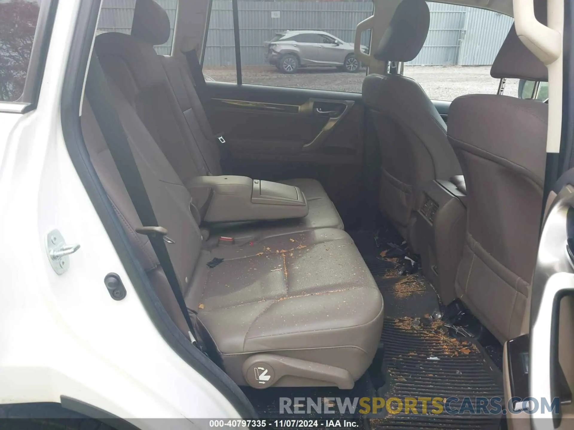 8 Photograph of a damaged car JTJBM7BX1M5284034 LEXUS GX 460 2021