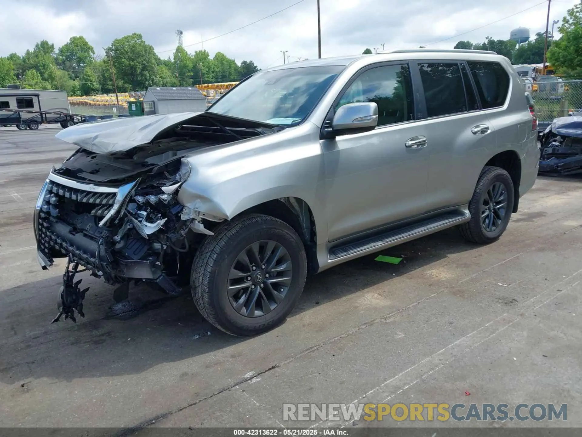 2 Photograph of a damaged car JTJAM7BX3N5310680 LEXUS GX 460 2022