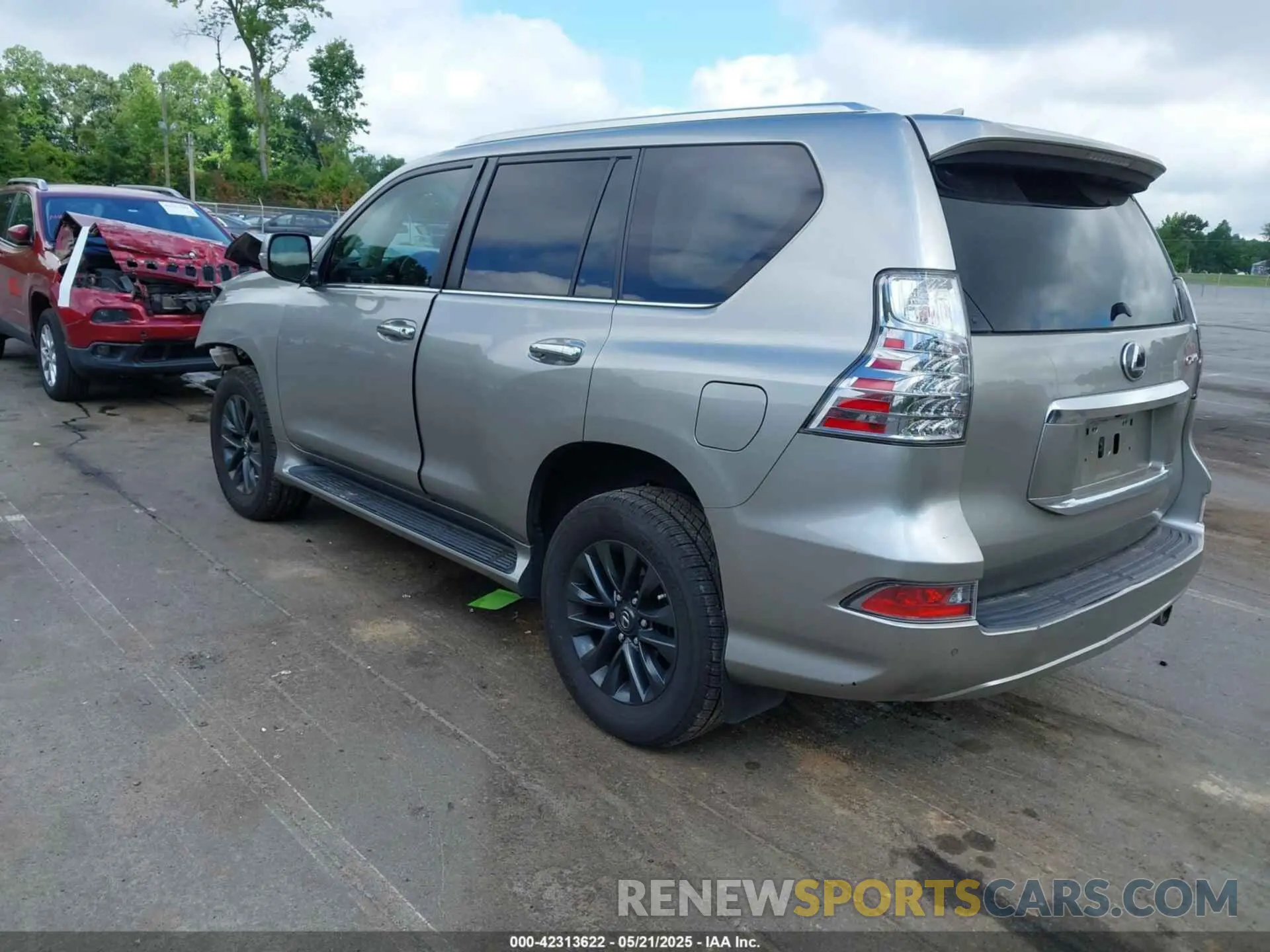 3 Photograph of a damaged car JTJAM7BX3N5310680 LEXUS GX 460 2022
