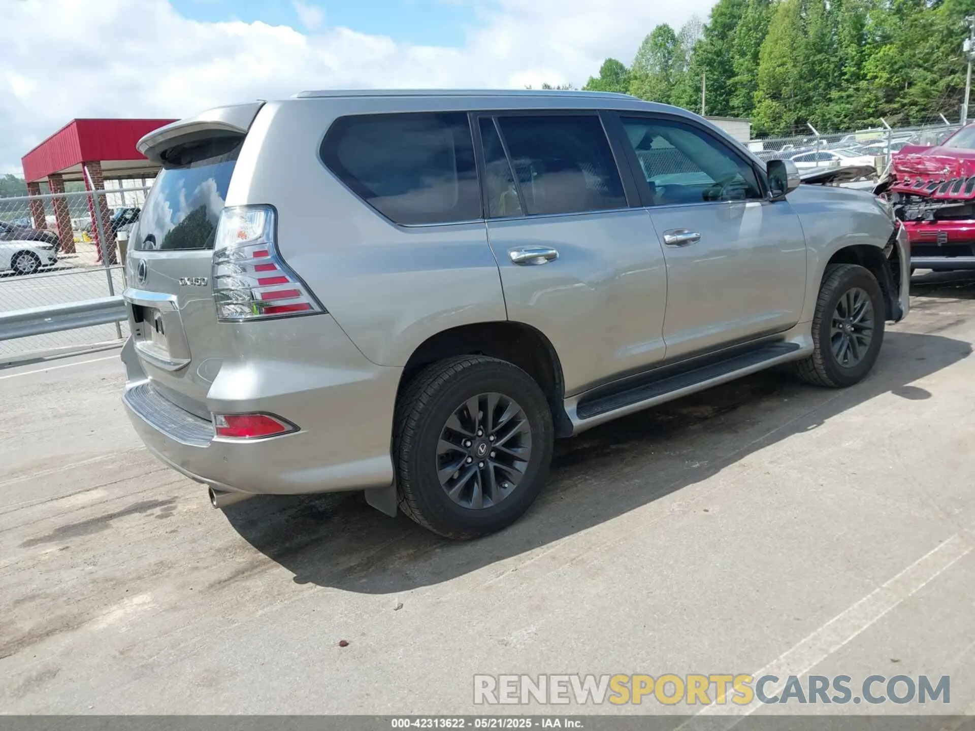 4 Photograph of a damaged car JTJAM7BX3N5310680 LEXUS GX 460 2022