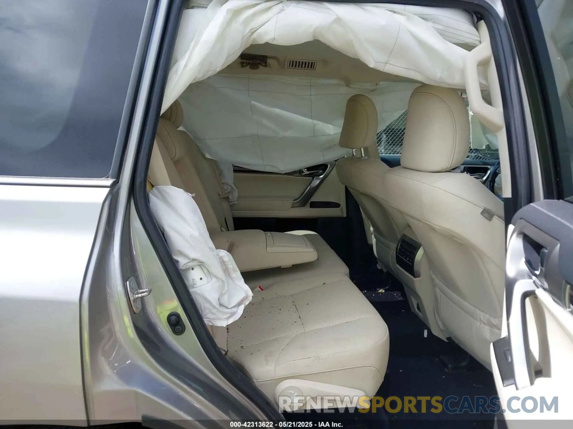 8 Photograph of a damaged car JTJAM7BX3N5310680 LEXUS GX 460 2022